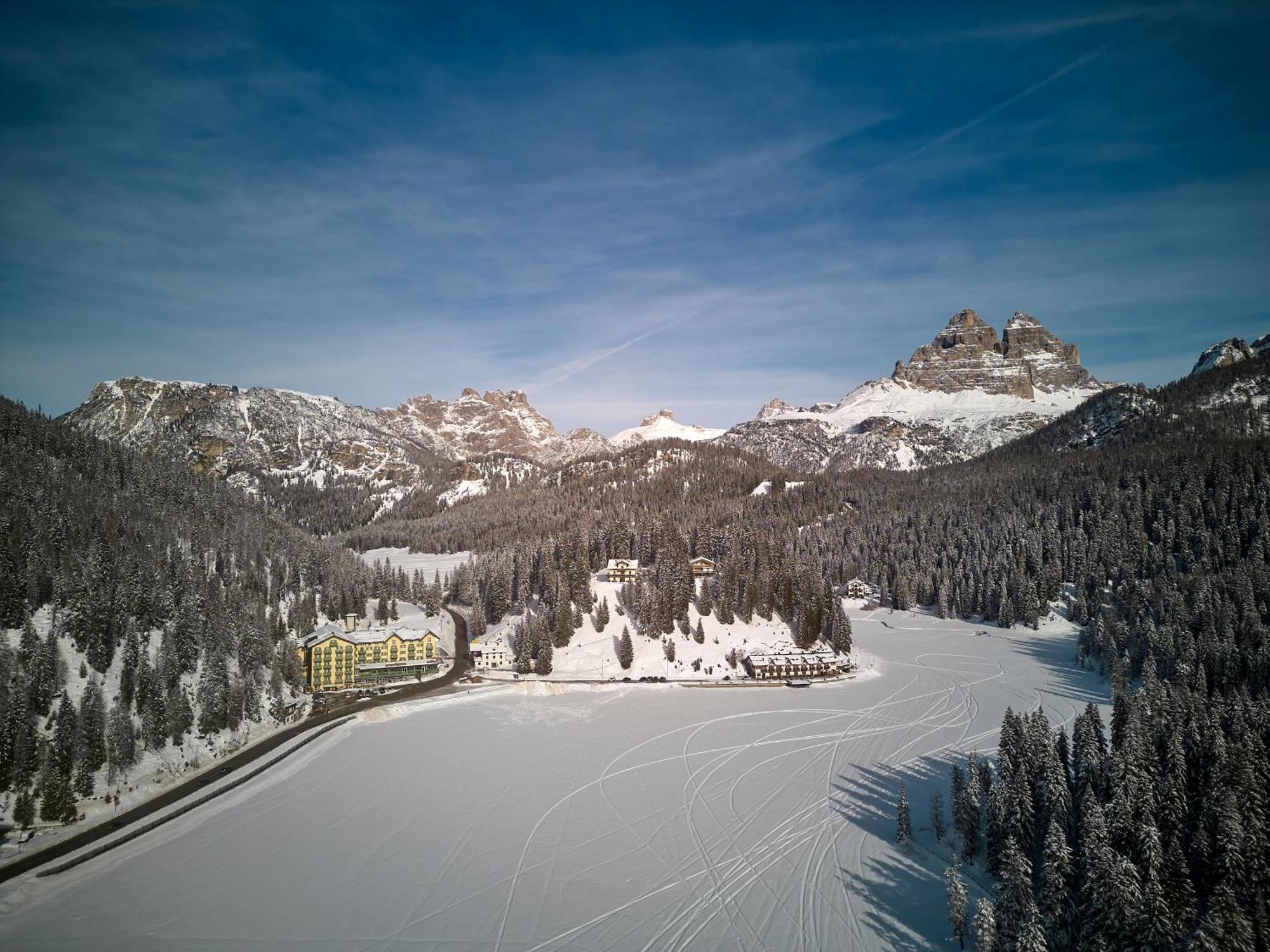 Grand Hotel Misurina Bagian luar foto